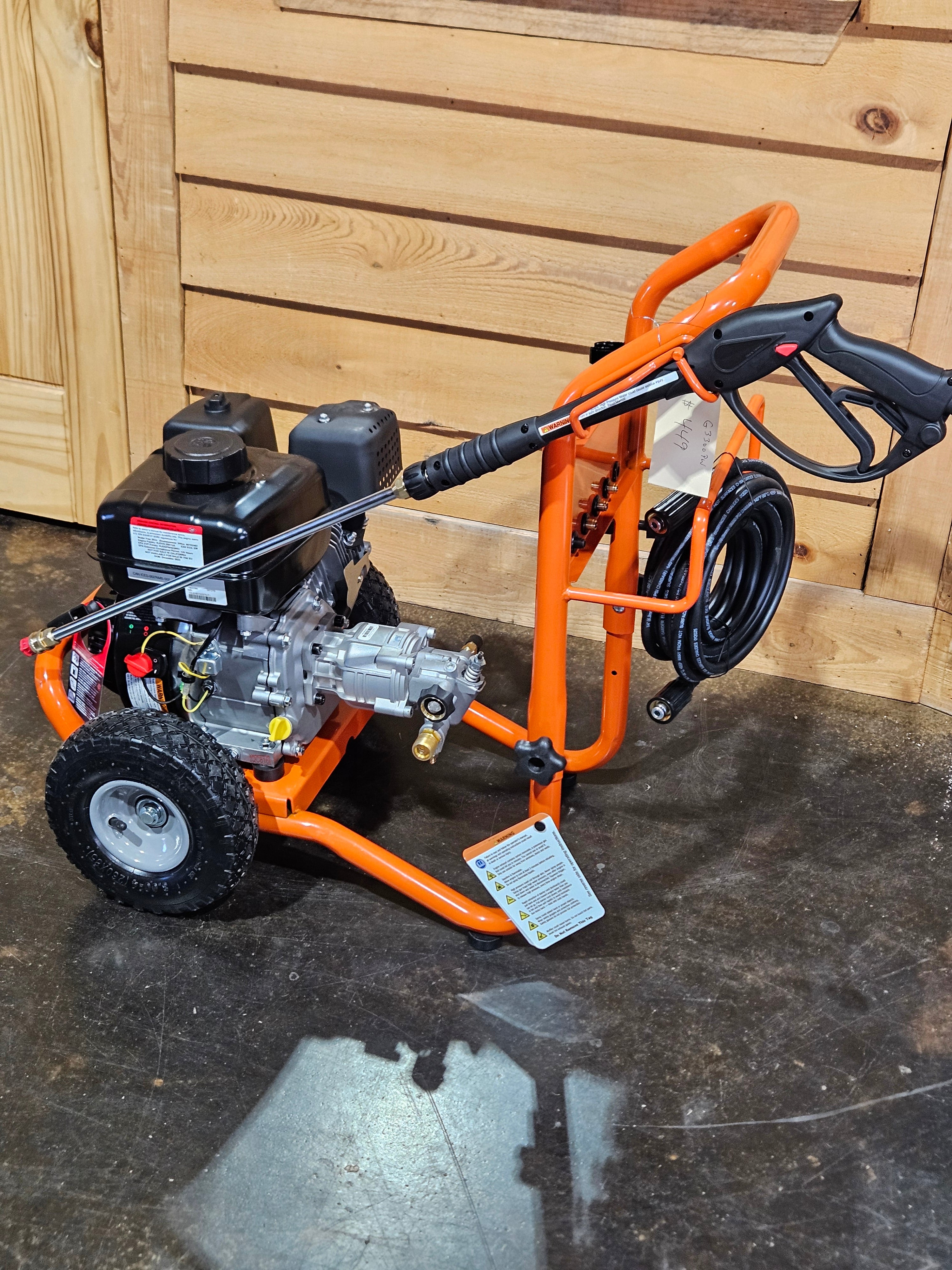 PRESSURE WASHER 3300 PSI  2.5 GPM  PIONEER  G3300PW